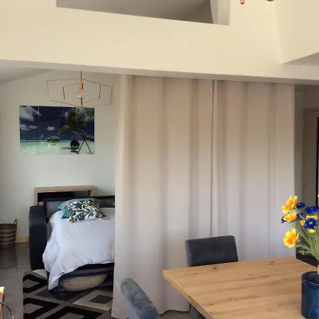 Bienvenue Chez Alain Et Marie شقة